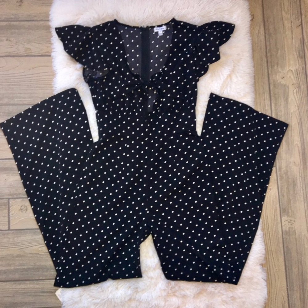 LOVEFIRE NWOT JUMPSUIT Front-Tie Black White Dots